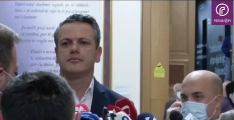 Arben Gashi për Albin Kurtin: Person i dënuar