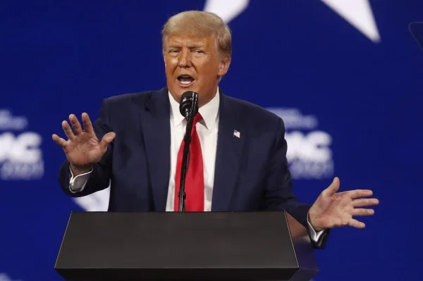 ​Trump do të kthehet në rrjetet sociale brenda tre muajsh me platformën e tij