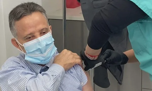 79 milionë persona vaksinohen kundër COVID-19 në SHBA