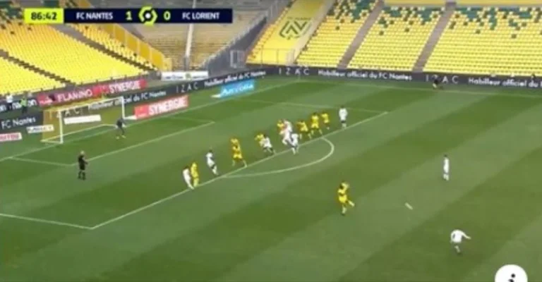 Thjesht e pabesueshme: Lojtari i Lorientit shënon gol pretendent për ‘Puskas’ nga gjuajtja e lirë