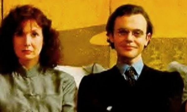 “Nuk punon dhe jeton me mua”, nëna padit djalin e saj 50-vjeçar