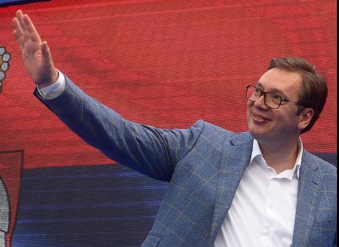 Vuçiq: Nuk e kam problem të negocioj me Albin Kurtin