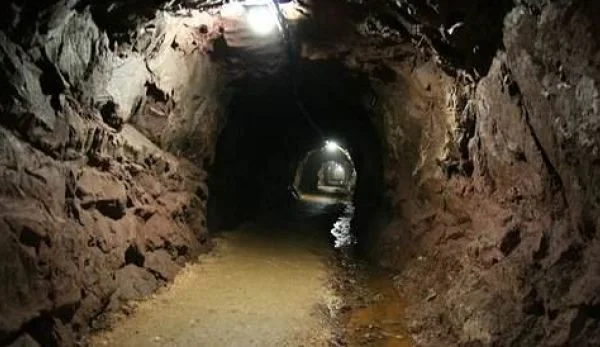 Minatorët e Artanës në grevë, kryeshefi i Trepçës thotë se pagat dalin deri të hënën