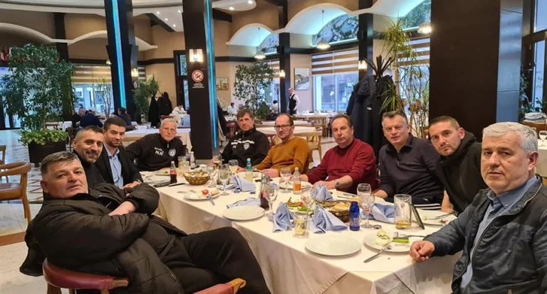 Në gjysmëfinale të Kupës për herë të parë pas 41 vitesh: Komuna e Istogut shpërblen me darkë klubin