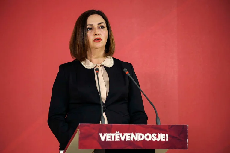 Kryesuesen e VV-së e pengon “gjuha joparlamentare” e Opozitës: Harron dhunën e sharjet që kishin bërë