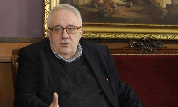 Tha se “Kosova s’është e jona”, kryeakademiku serb tregon qëndrimin e tij për marrëveshjen finale