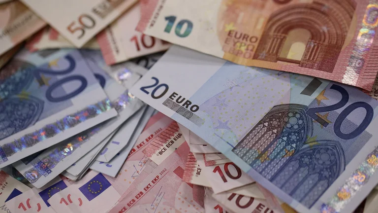 Kujdes: Ja si mashtruesit ia morën prizrenasit 20 mijë euro