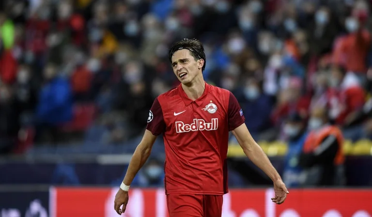 Futbollisti kosovar Albert Vallci ftohet nga Austria
