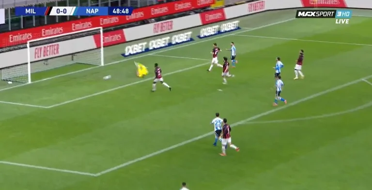 Napoli shkund Milanin midis ‘San Siros’, Politano qëllon aty ku duhet
