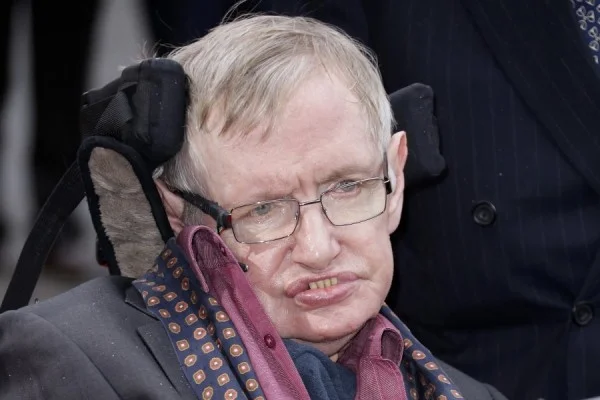 ​Tri vite nga vdekja e fizikanit të njohur Stephen Hawking