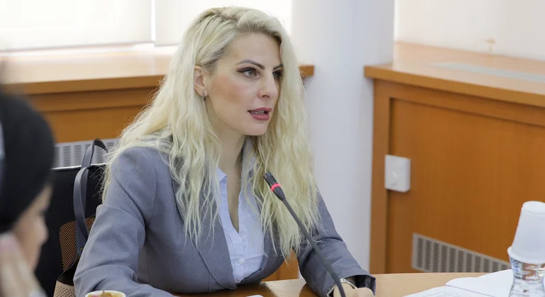 Ja me çfarë merret bashkëshorti i Duda Baljes