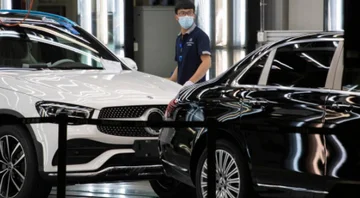 Mercedes atrae 2,6 millones de coches de China