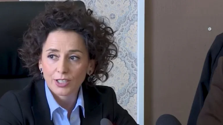 Adrijana Hodzic rimane fuori dall'Assemblea