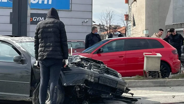 Incidente pesante a Veternik (Foto)