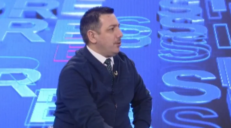 Syla: Kurt sta assegnando il programma di appuntamenti ad altre parti come il medico