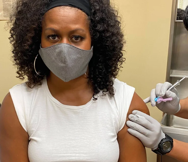 Barack e Michelle Obama hanno vaccinato COVID-19