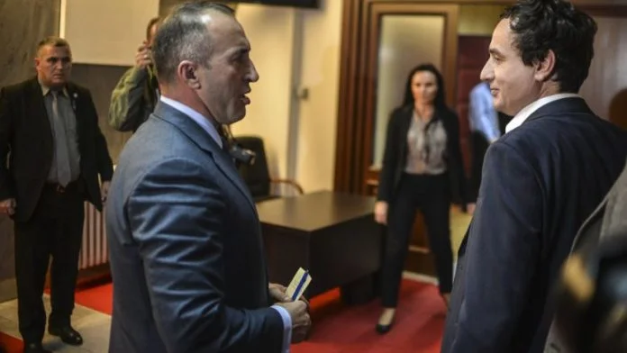 Haradinaj letër të hapur Kurtit: Mos e hjek taksën Albin, mos u tërhiq për disa poenë të përkohshëm