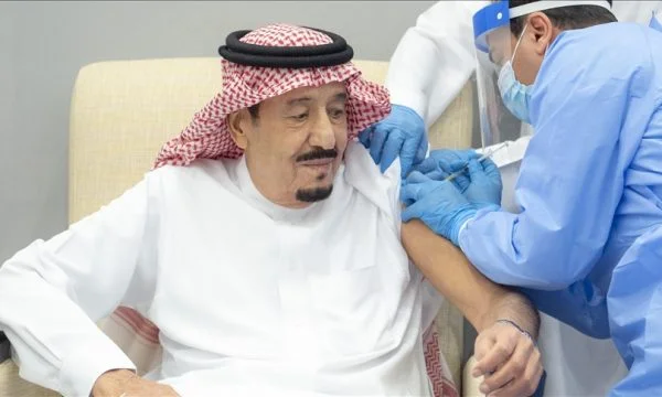 Che succede? L'Arabia Saudita prende 15 miliardi di dollari