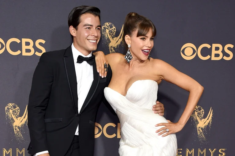 ¡Sophia Vergara muestra cómo es ser una madre de 19 años!