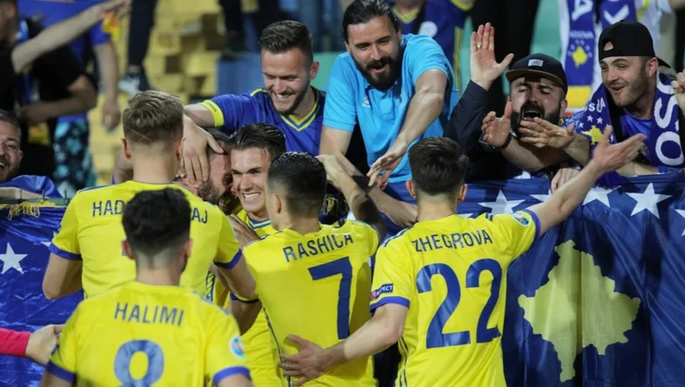 Van Dijk: Il Kosovo non deve giocare nulla contro la Spagna, è follia