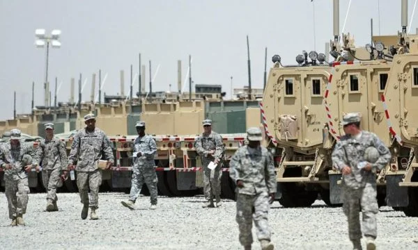 Qual è il significato del Kuwait americano, dove i soldati KSF atterrano?