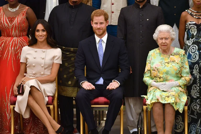 Das schockierende Interview von Prinz Harry mit Meghani: Die Royal Family hält Krisentreffen