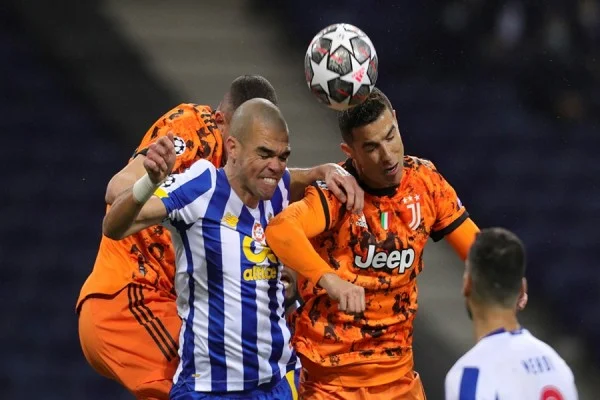 Champions League, Juventus cerca di invertire il risultato contro Porto