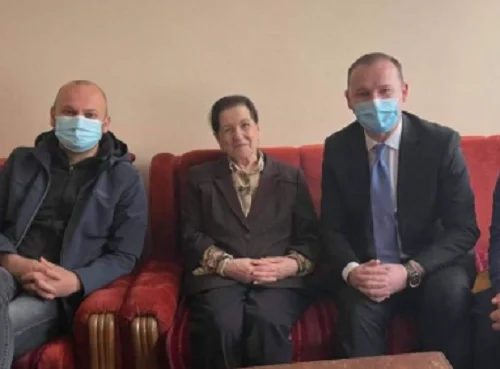 Sapevate che Mushkolaj e Zemaj erano compagni di classe?