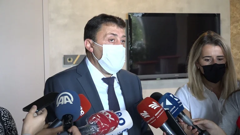 Likaj: Gli insegnanti sono la chiave per l'emancipazione sociale