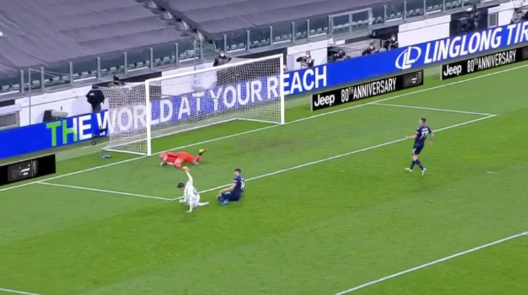 Juvenus overthrows Lazio, Morita defeats the Romans with two goals in three minutes
