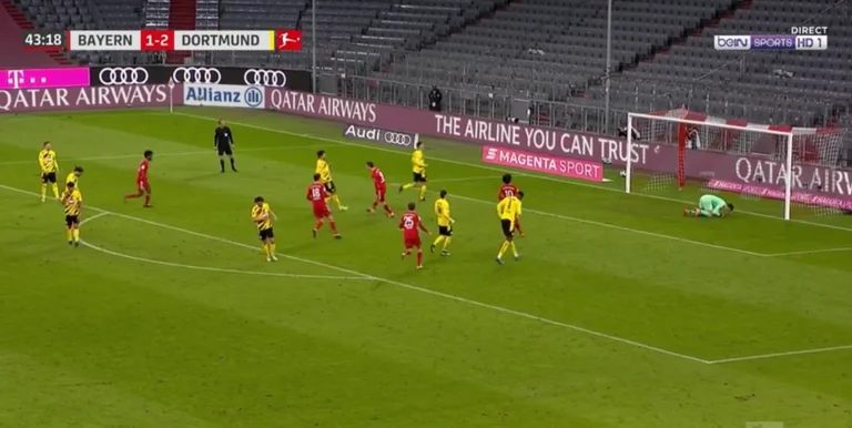 Absolutamente partido sensacional: LeWandowski marca de nuevo, puntuación igual