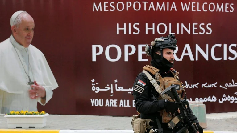 Malgré les attaques de missiles et les problèmes de sécurité, Pope lance une visite historique en Iraq