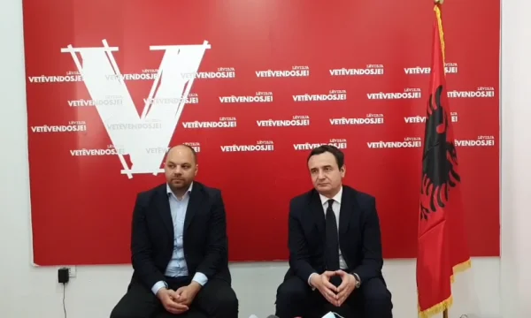 Kurt vergisst wechselnde Einstellungen: Ich ändere mich nicht, wenn ich eine Internationale treffe.