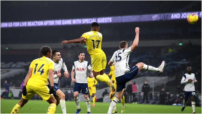Fulham-Tottenham: Queste sono formazioni ufficiali.