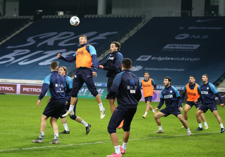 Stella del Kosovo pronta per la partita di marzo