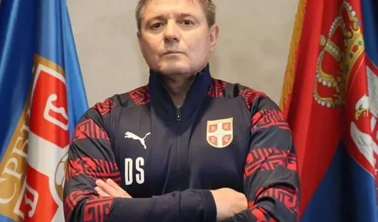 L'ex centrocampista di Verona ora come allenatore della Serbia