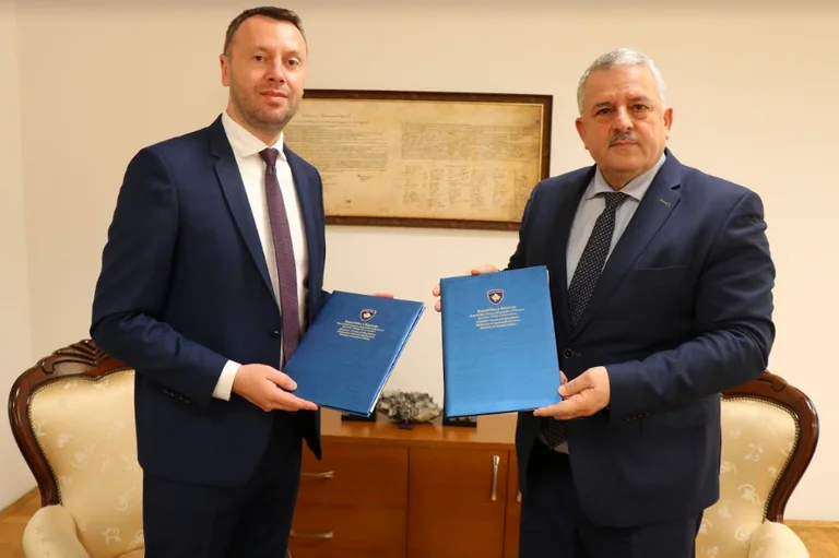 Arba Abrashi lehnte Izedin Bytyqi erneut von der Position des MI- Sekretärs ab, der mit der Entscheidung von Agim Veliu zurückkehrte.