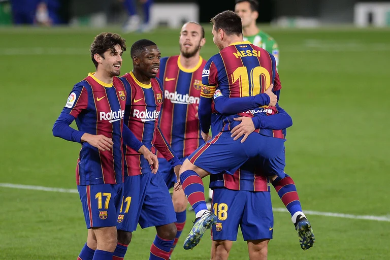 Lista del equipo de Barcelona publicada para el partido contra Sevilla
