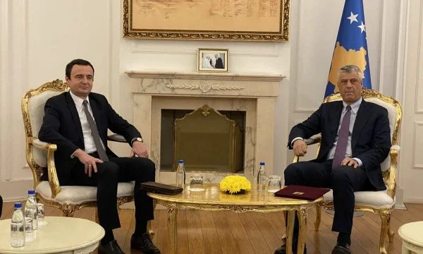Ehemaliger Thaci Berater: Kurt bat um einen politischen Kerdrebe, Ismaili, aber hielt ihn weg.