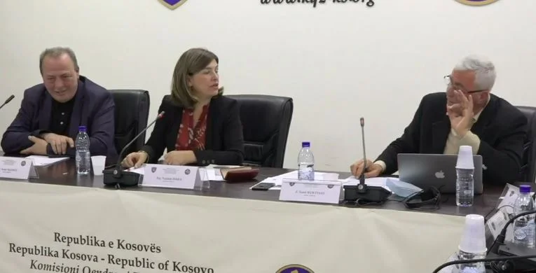 Valdete Daka grida a Kurtesh di altri: Vuoi finire?