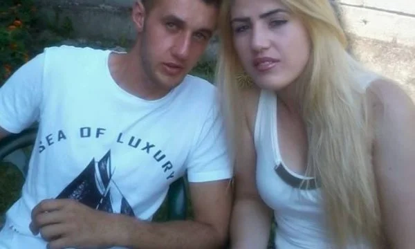 L'assassino di Donita e' venuto con noi a cercarla, ha detto che era sposata.