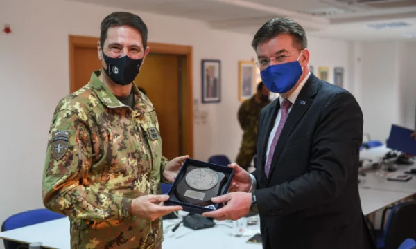 Lajcak incontra anche il comandante KFOR