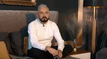 Laby raconte comment il a vécu la scission de RTV21 : Après avoir quitté mon travail, je suis allé accidentellement dans leurs studios.