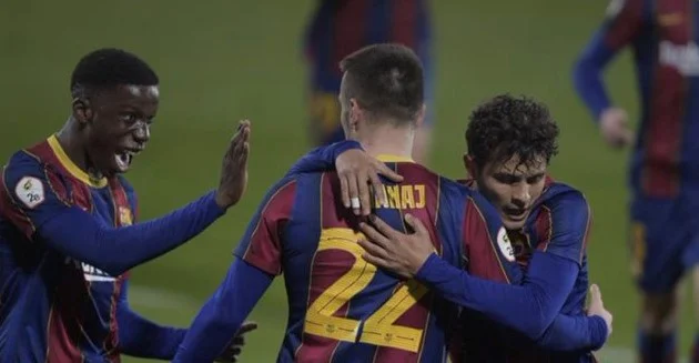 Albanian striker sehr bald auf Barcelonas erstes Team