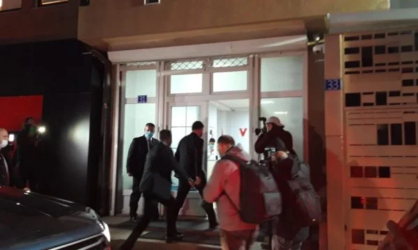 Miroslav Lajcak arriva in Kosovo, aspetta Albin Kurti