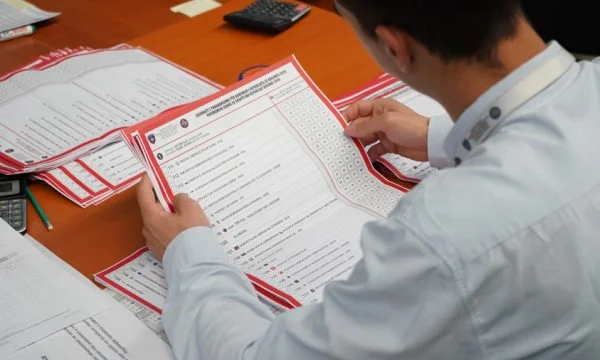Vazhdon rinumërimi i mbi 400 vendvotimeve