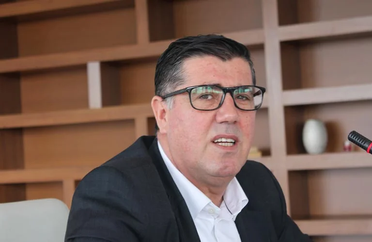 Haziri për sulmet e VV’së: Agim Veliun nuk e ndalën plumbat, e lërë më akuzat e ulëta të militantëve