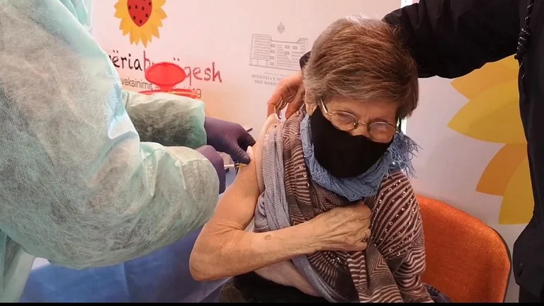 Inoculation des personnes âgées, Rama continue: Plus de 15 grandes doses de Pfizer arrivent demain.