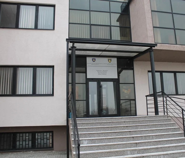 Un agent de police arrêté pour jeu illégal et fraude