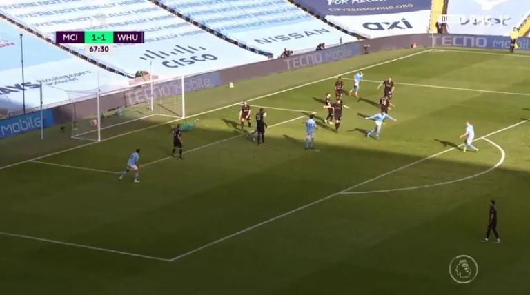 John Stones takes Man City to ecstasy, marks the advantage against West Ham.